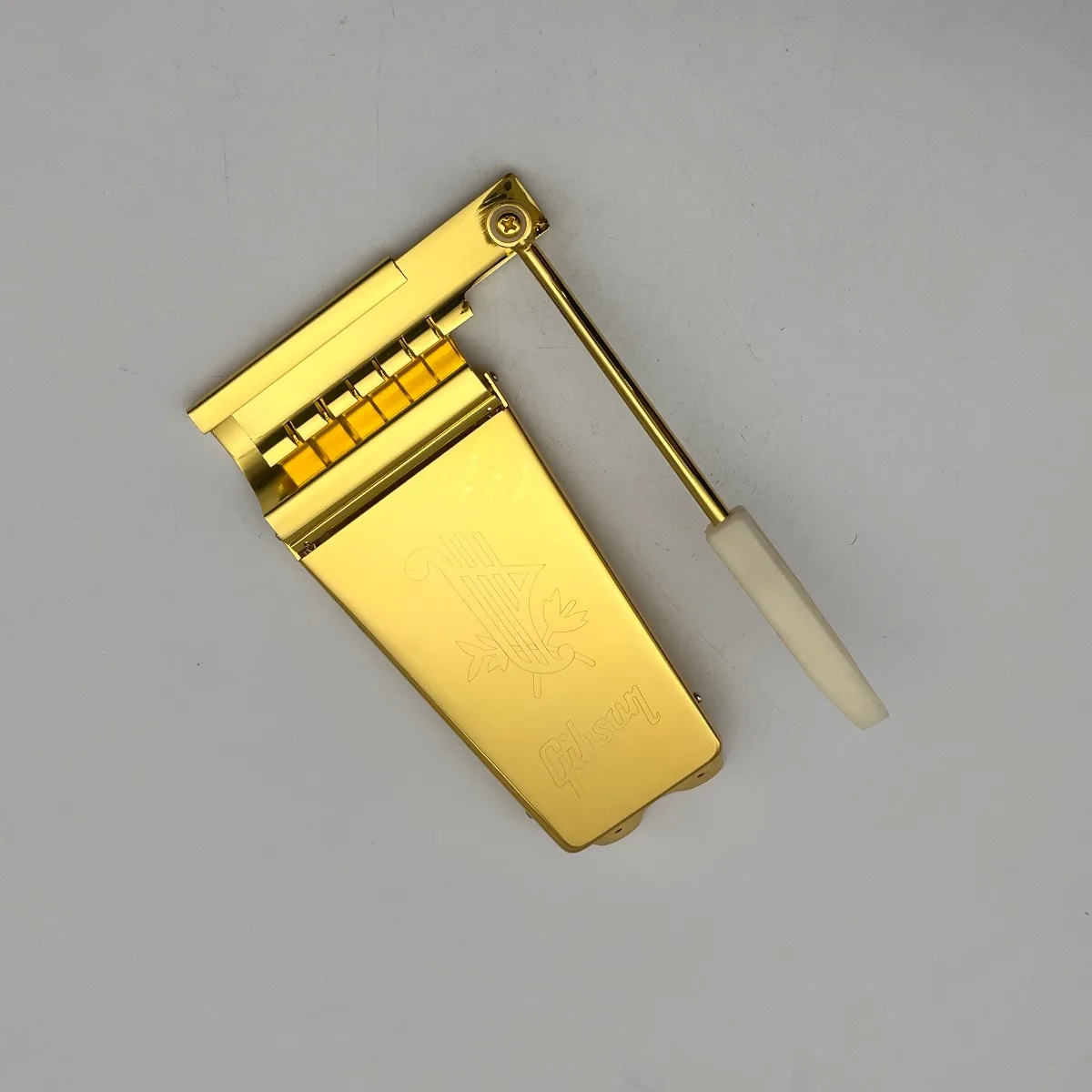 

Gib/Epi/No logo Long Tremolo Fit SG or LP Professional Accessories Cover Colour Gold/Chrome