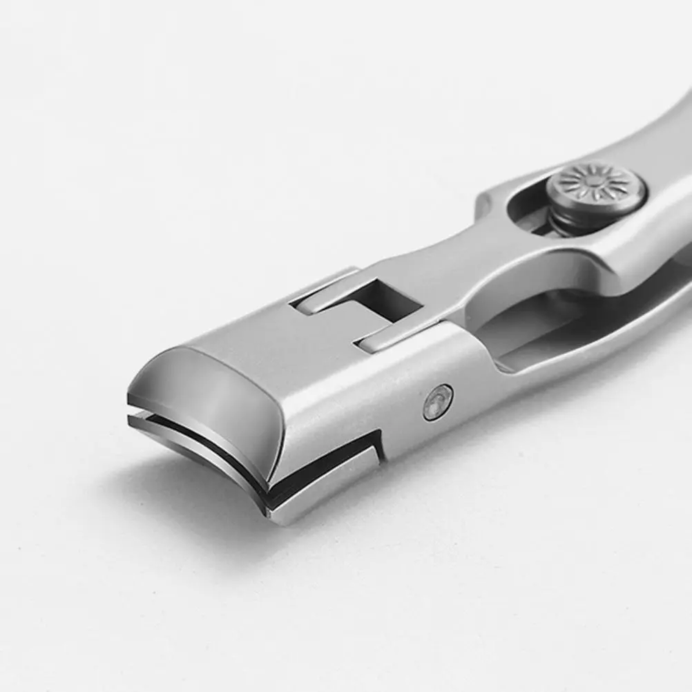

Portable Nail Clipper Anti-Splash Technology Non-Deformable Sturdy Build Lightweight Easy to Carry Convenient for Home and