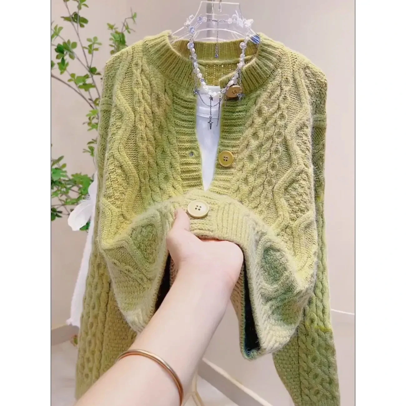 

Autumn Winter Sweater Cardigan Coat Women New Loose Casual Knitted Sweater Thicken Soft Lazy Wind Twists Knitwear