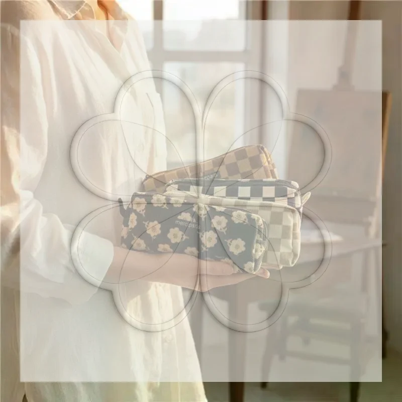Vintage Floral Printed Canvas Pencil Case Large Capacity Stationery Pouch for Students School Travel Office Use
