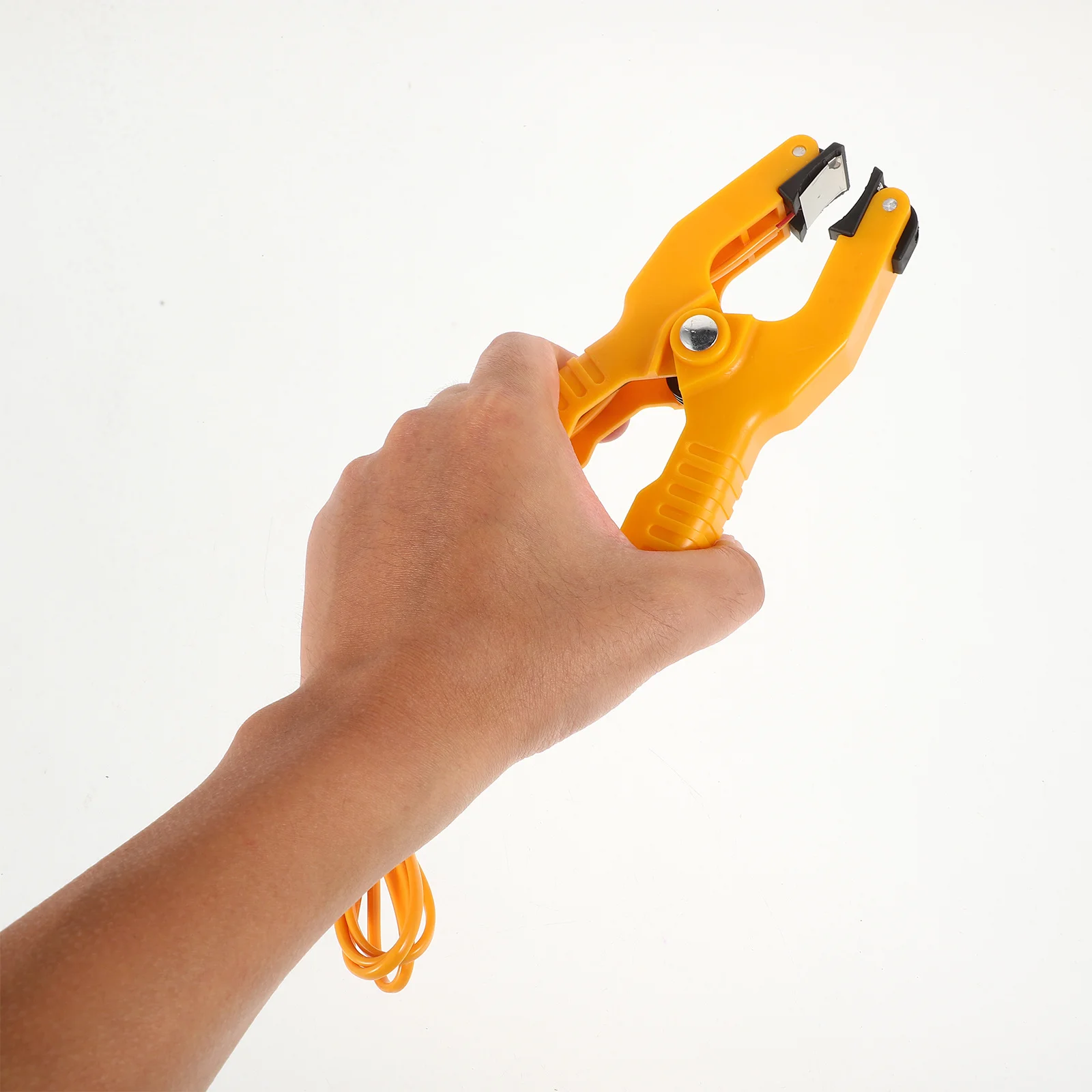 Zacisk termopary typu K do pomiaru temperatury w systemach HVAC -40-400°C, dokładny, niezawodny, przyjazny dla użytkownika interfejs.