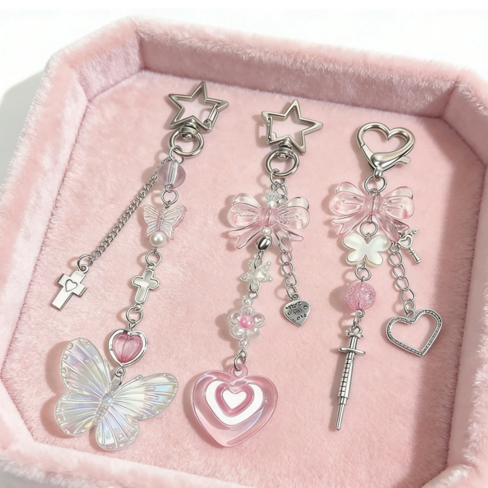 

Набор из 3 стильных брелоков в стиле Y2K: милые подвески в виде сердца и бабочки для женских сумок, кошельков и ключей. Отличный подарок.