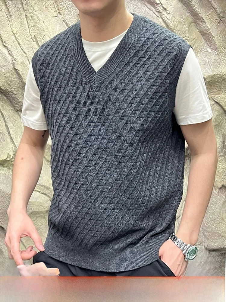 

Italian Vintage Sle! Line! Diamond Knitted V-Ne Vest 2025 Autumn Men's And Women's Casual Layering Vest