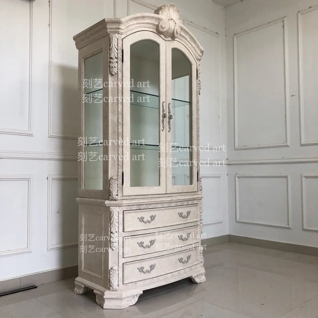 

Double Door American and European Style Solid Wood Carving French Furniture