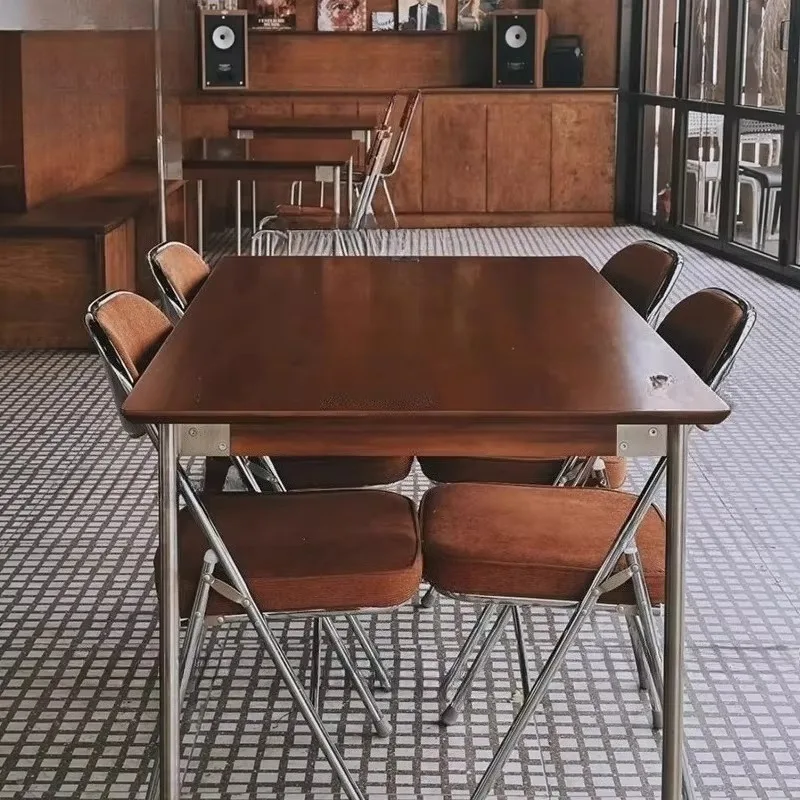 

American retro restaurant dining table and chair combination