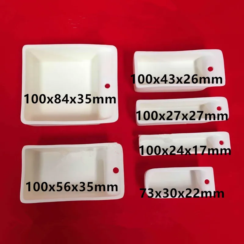 Multi-specification 99% alumina Rectangular corundum boat with holes for easy hooking High temperature corundum boat