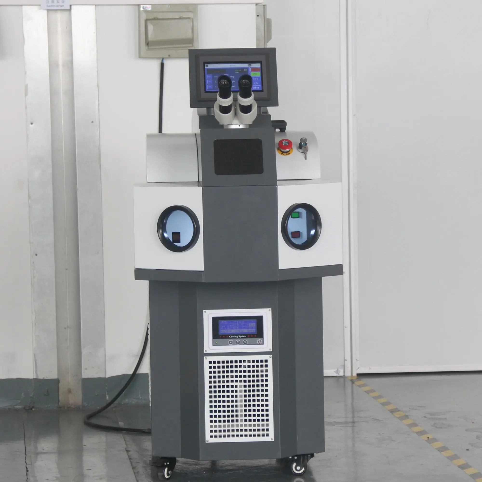 High Precision 200W Jewelry Fiber Laser Welding Machine Mini Laser Welder For Stainless Steel Gold And Silver Weld