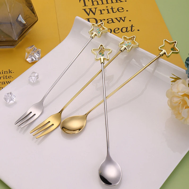 Cuchara con mango, estrella de cinco puntas chapada en oro, postre, café, té, mango largo, suministros de cocina, juego de cuchara mezcladora, colgante en forma de corazón