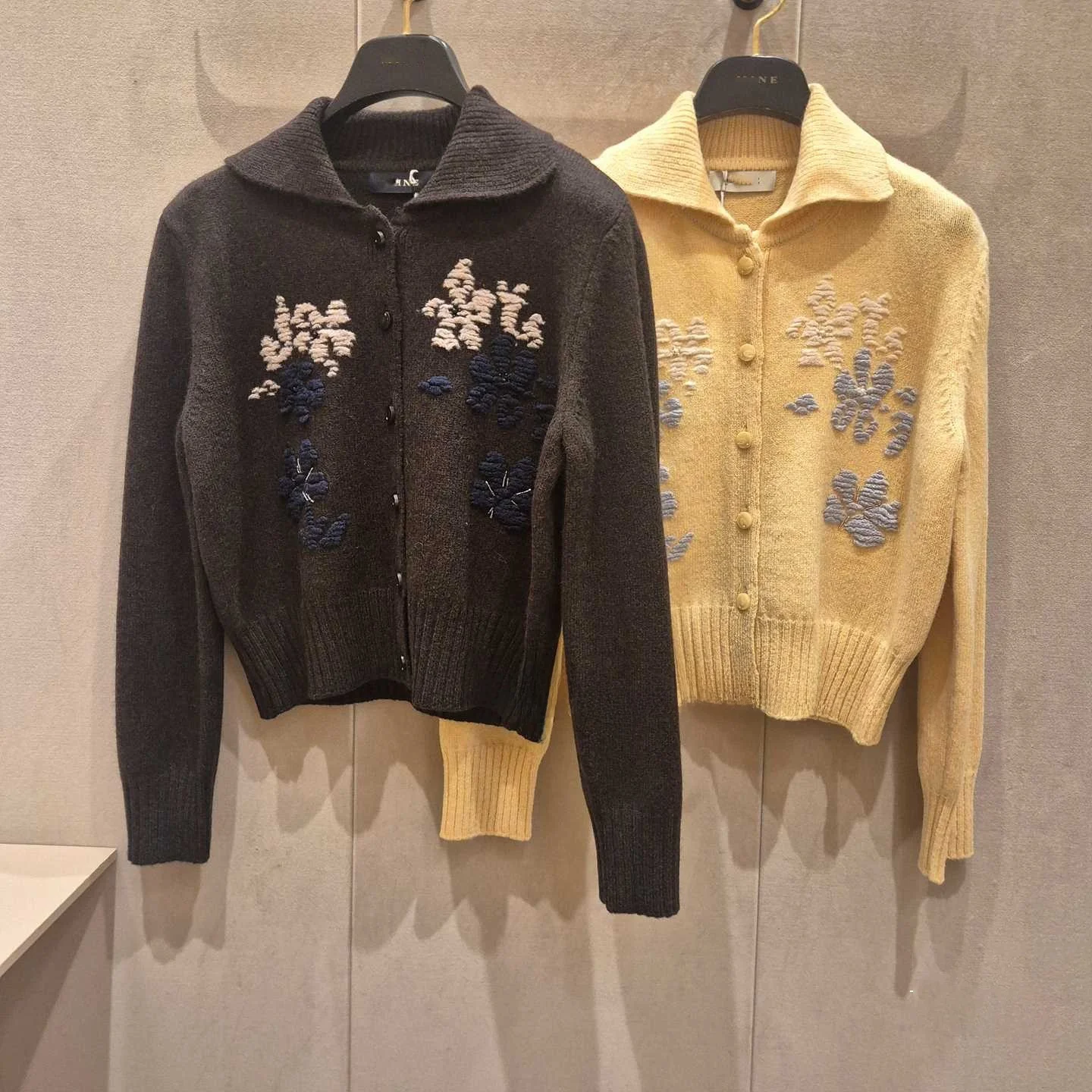 

Корейский стиль: Мягкий вязаный кардиган из чистой шерсти с вышивкой на воротнике, универсальный, для повседневной носки, для женщин