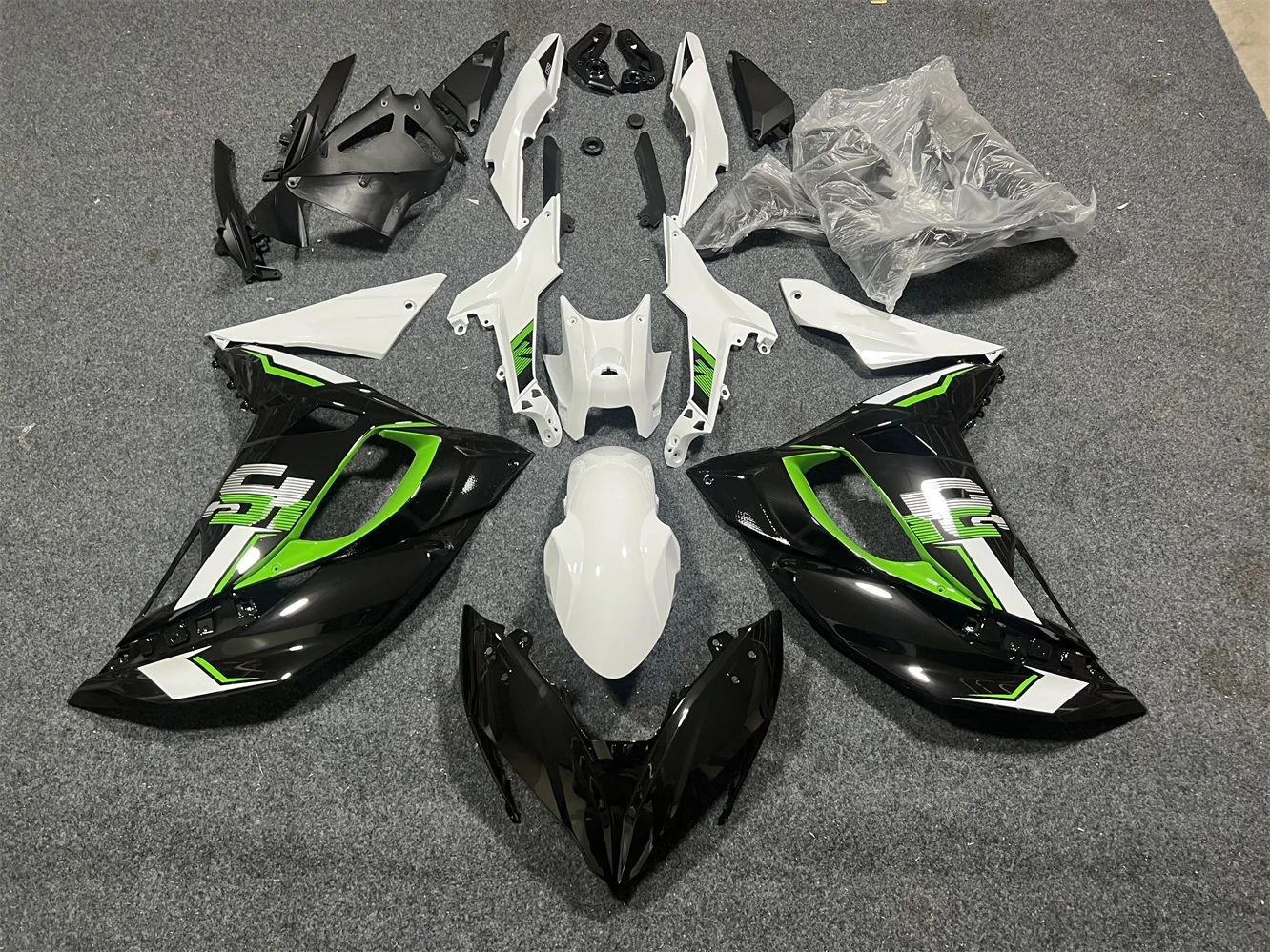 

a/New ABS Motorcycle Fairing Set Kit Fit For ER6F Kawasaki NINJA 650 ER-6F 2017 - 2019 2018 Bodywork set Ninja650 17 18 19