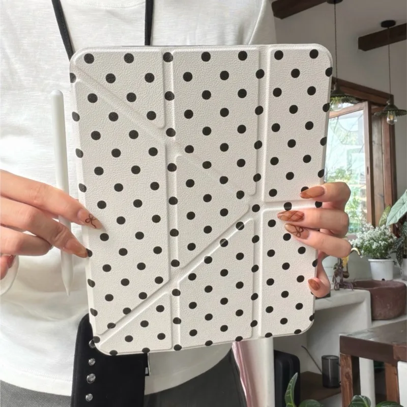 Korean INS Polka Dots Tablet Case For iPad Air 3 2019 Pro 10.5 Air4 5 10.9in 10th 2022 Air6 7 11 M3 2025 Minimalist stylish Case
