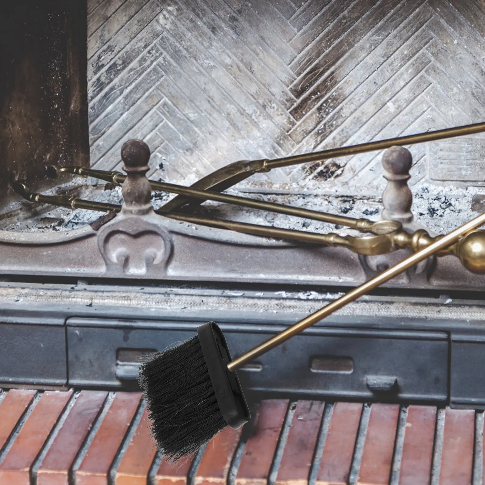 

2pcs Fireplace Cleaning Brush Sweep Replacement Hearth European Style Ashes Brushes Tool Accessories Kitchen Countertop