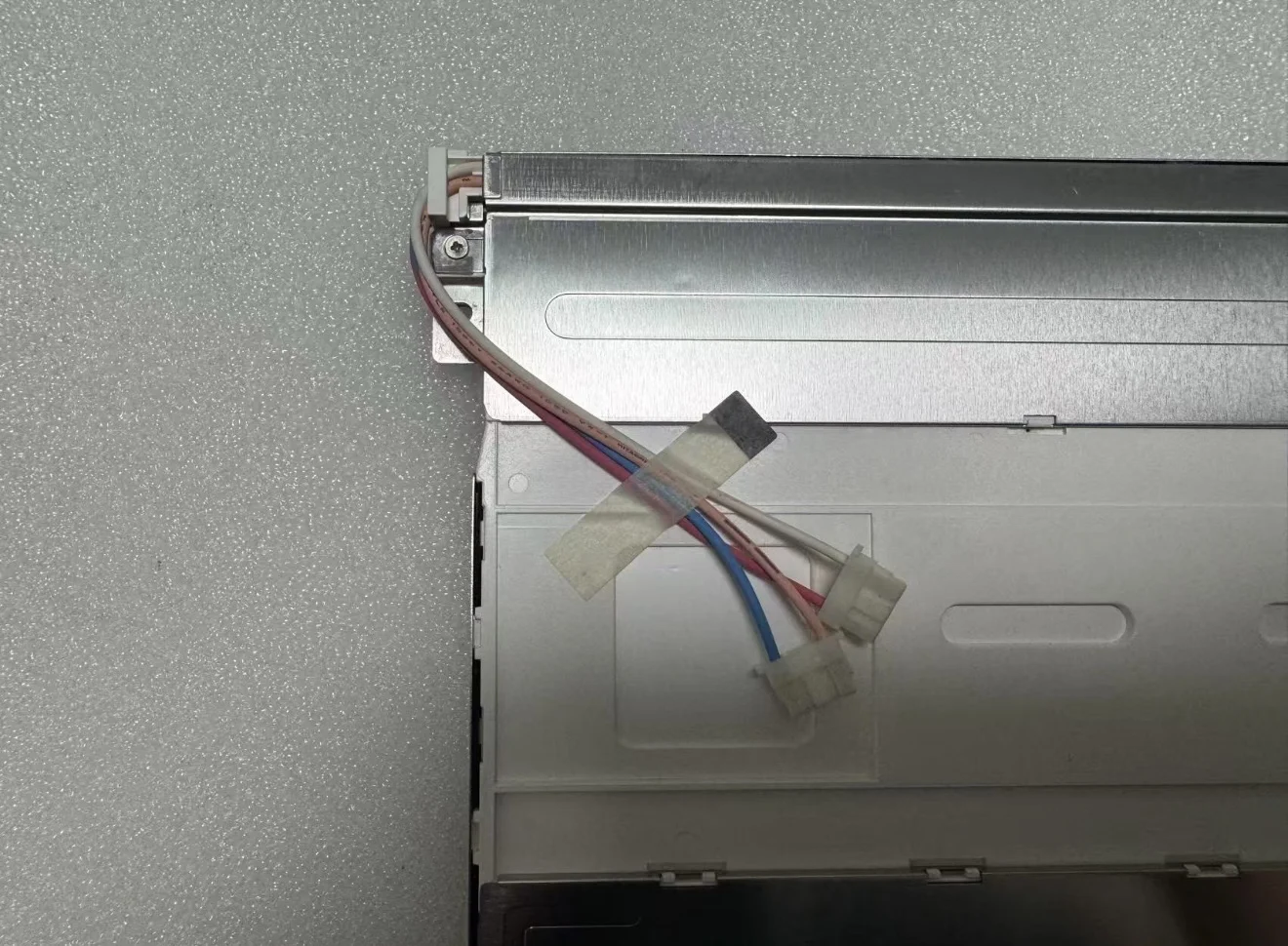 Brand-new, genuine 10.4-inch LQ104V1DG72 LCD screen