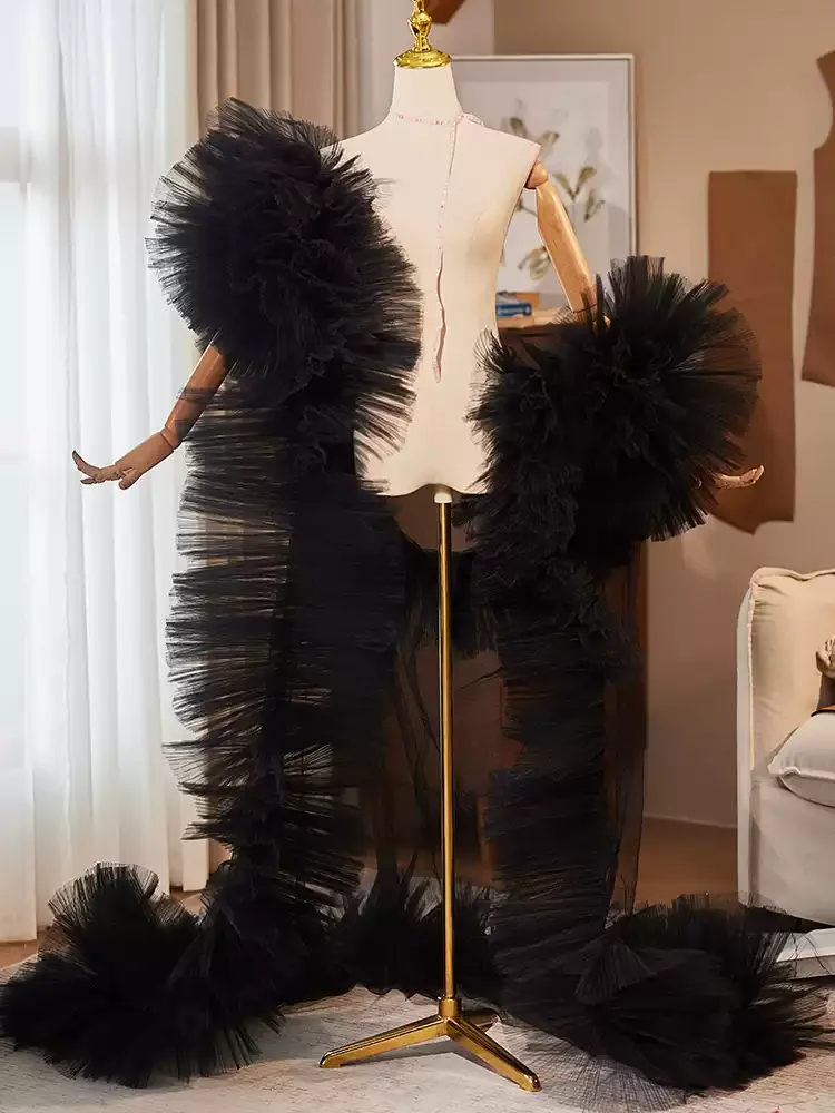 Black Ruffled Tulle Long Trailing Shawl, Exaggerated Shoulder Wrap for Evening Gown Catwalk Annual Party Stage Accessory