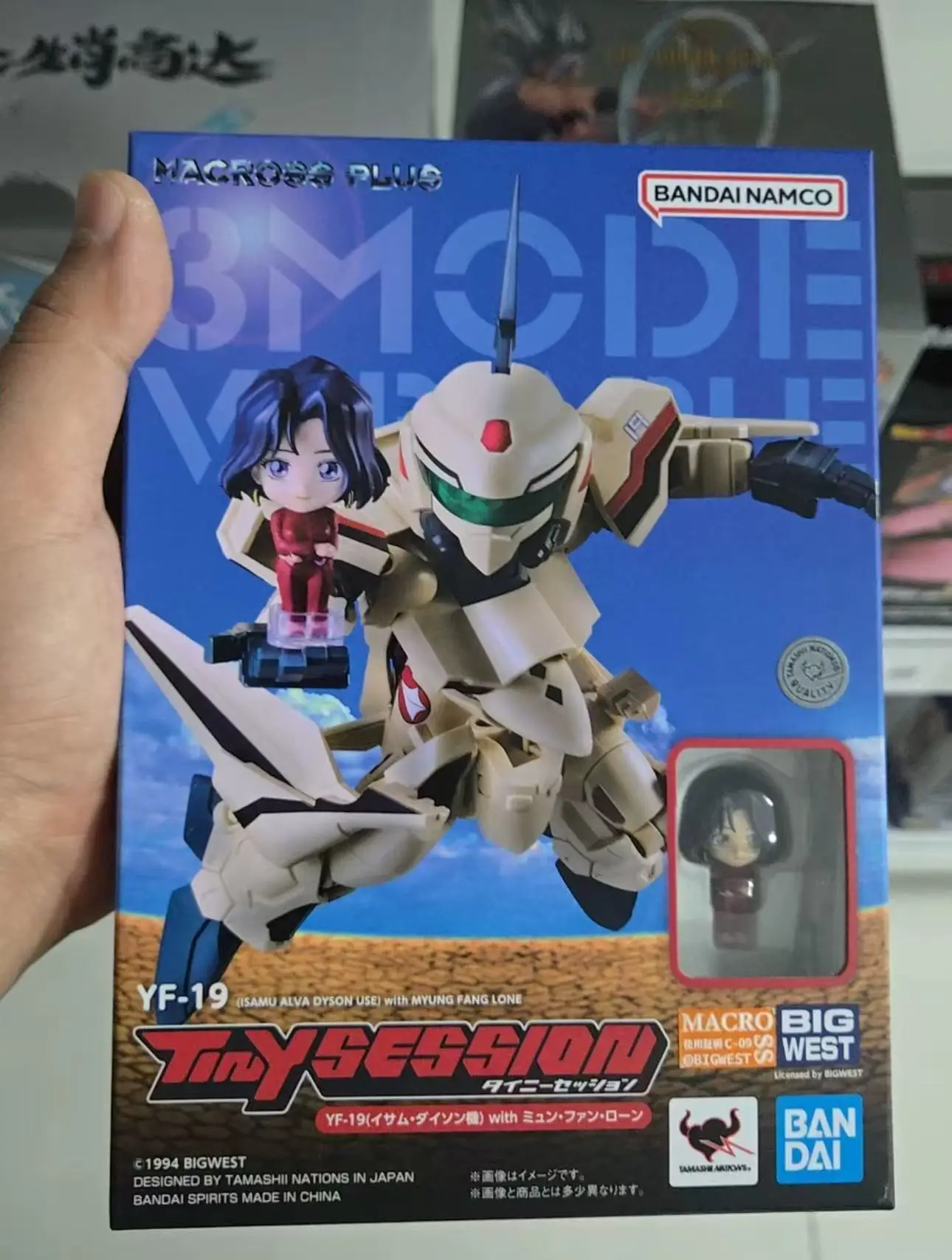 

In Stock Original BANDAI TINY SESSION Macross PLUS YF-19 Yong Dyson Machine with Miu Fangrong Toy Gift Collection