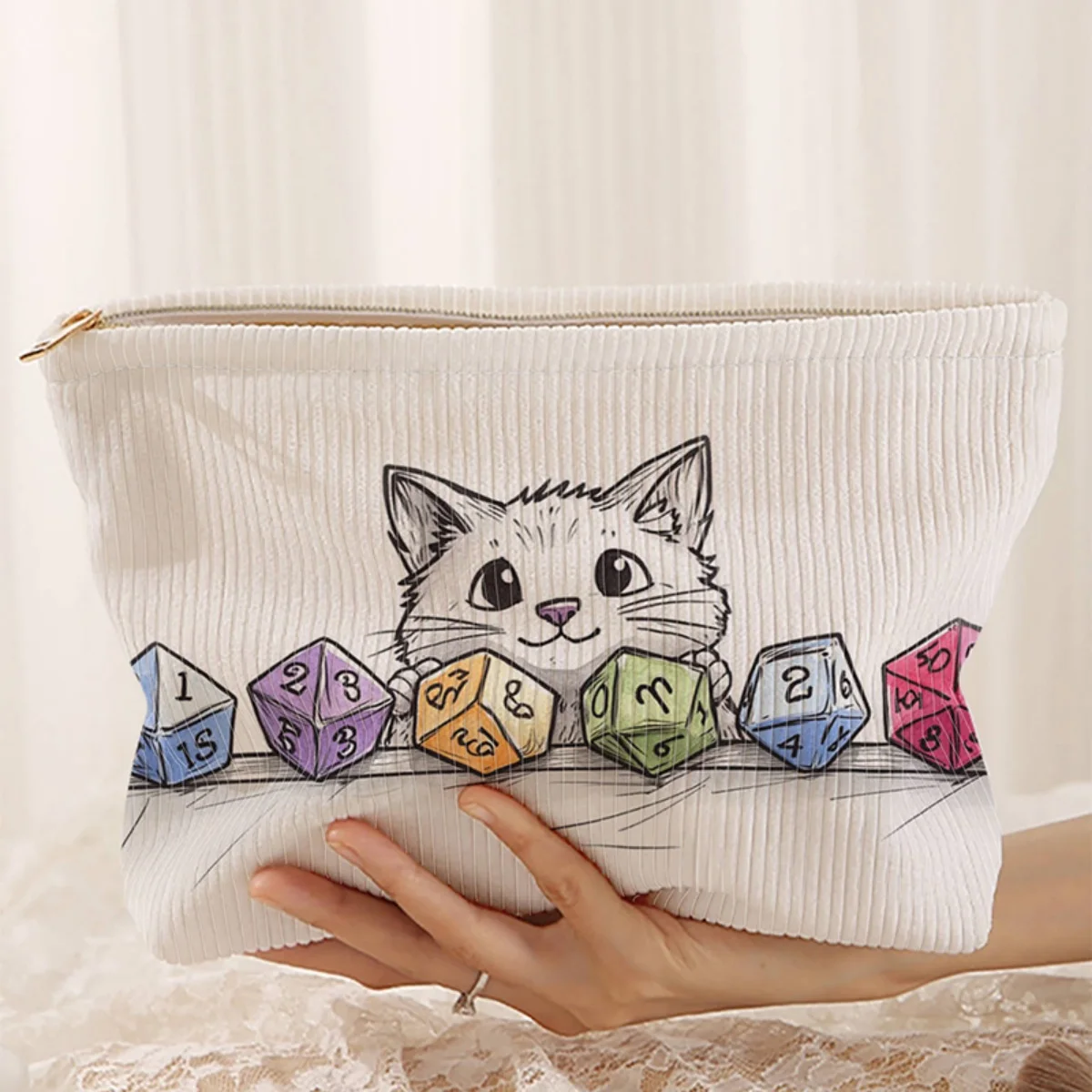 

Cat patterned corduroy makeup bag, lightweight zipper storage box, multifunctional bag with lining, used for storing cosmetics