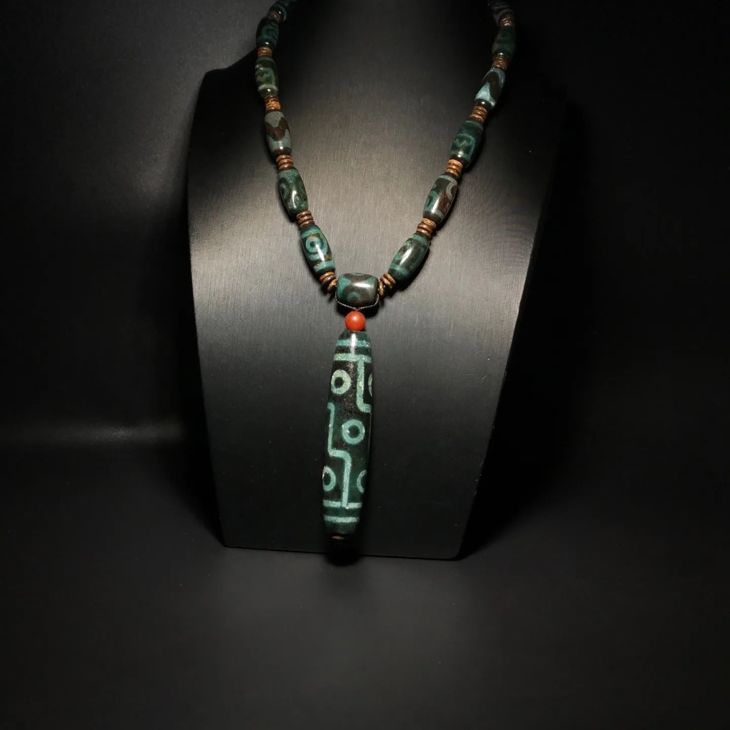 Tibetan Cinnabar Old Agate Dzi *Multiple patterns 9 Eyes* Beads Necklace J0501