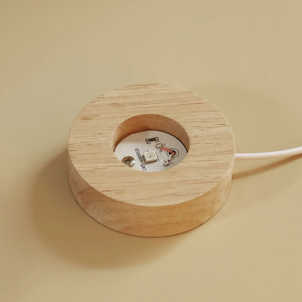 Essential Oil Diffuser with Natural Crystal Rocks, Passive Diffuser with Healing Crystals, USB Charger Wood Base Diffuser
