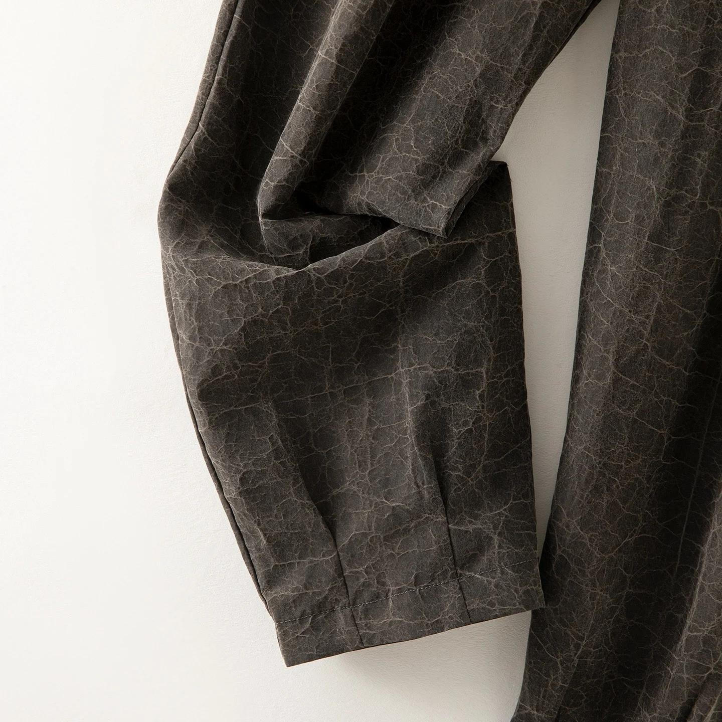 女性のファッション新しい服 100% 天然桑シルク ガンビアード広東ガーゼ タートルクラック エラスティックウエスト カジュアルパンツ