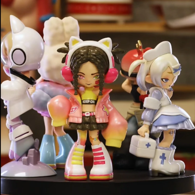 

Yandere Girls Parasitism ID Blind Box Cool Anime Figure Mystery Box Surprise Bag Desktop Decor PVC Doll Collect Girl Toys Gifts