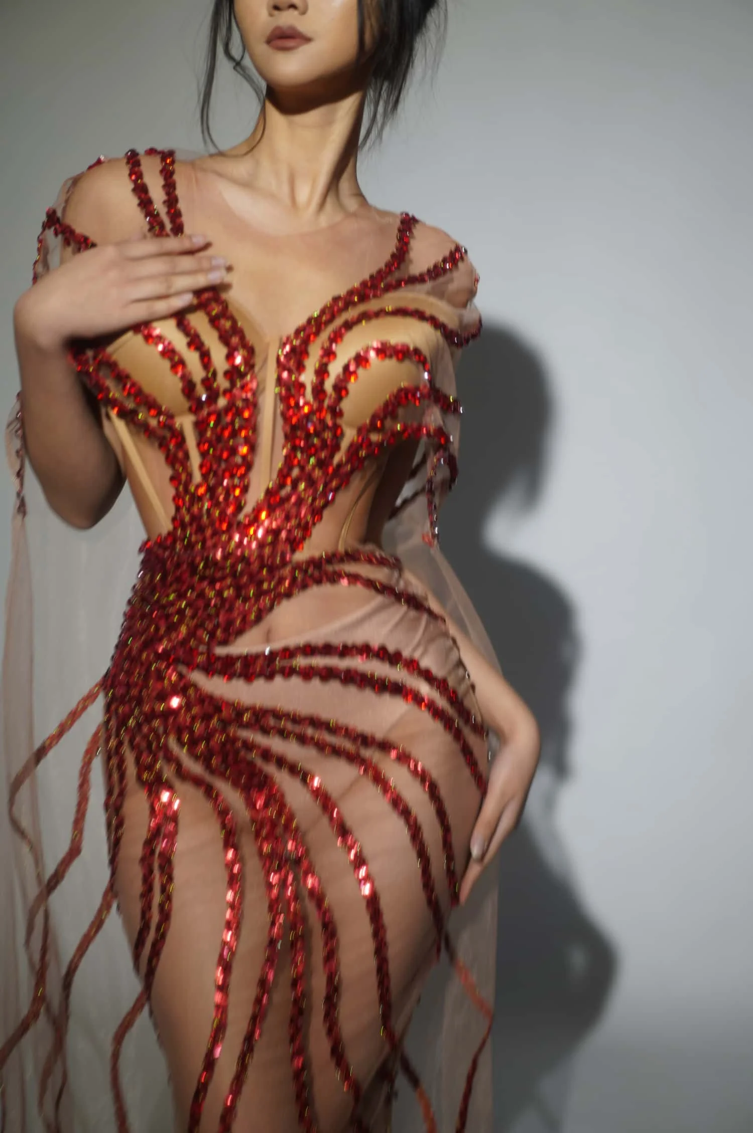 فساتين Dongmai اللامعة بالترتر للنساء، فستان طويل بأكمام تشبه جناح الخفّاش، للاحتفال بعيد الميلاد، ملابس المسرح #5