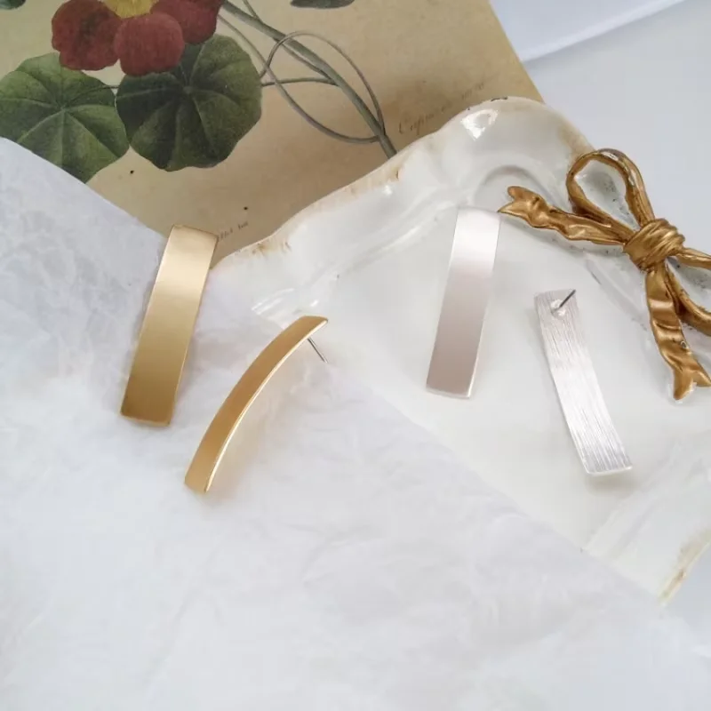 여성을위한 패션 주얼리 금속 매트 귀걸이 트렌드 기하학 골드 컬러 실버 도금 스퀘어 드롭 귀걸이 레이디 도매