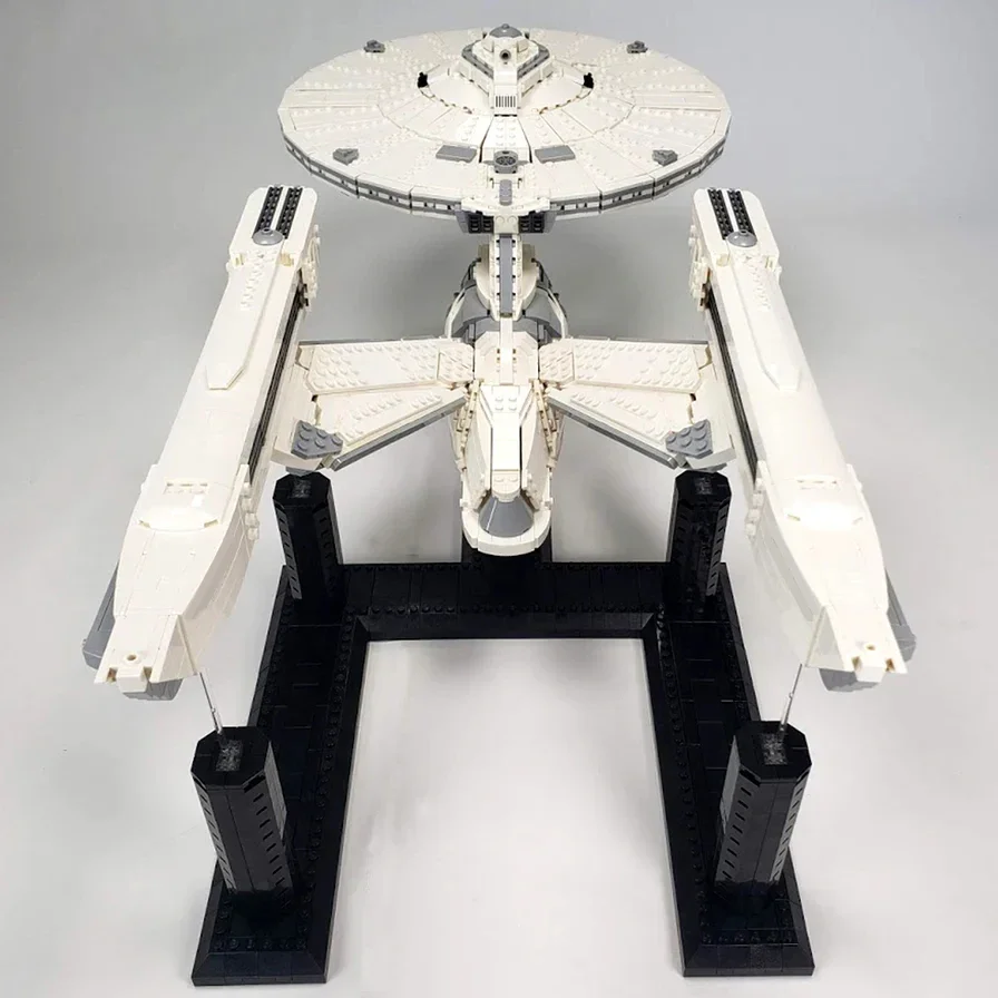 Gobricks MOC USS Enterprise Space Ship Building Blocks Model 5032 Pcs Space Ship Federal Universe Cruiser Bricks Toys Gifts