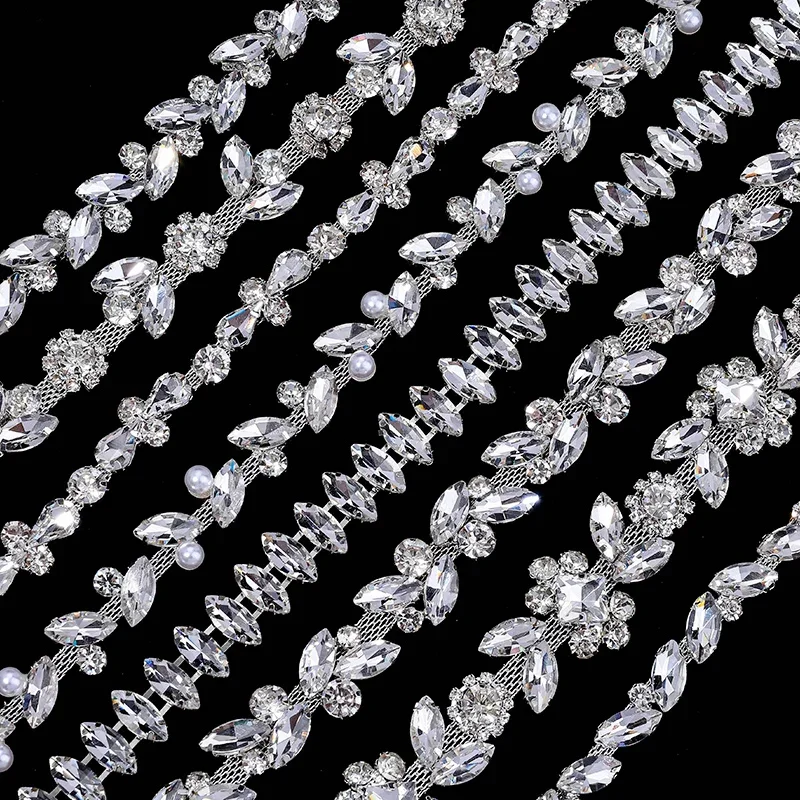 

Ducrystal 1Yard/pack Crystal Glitter Glass Chain Silver Base Crystal Clear Rhinestone Claw Trimming for DIY Garment,bags Jewelry