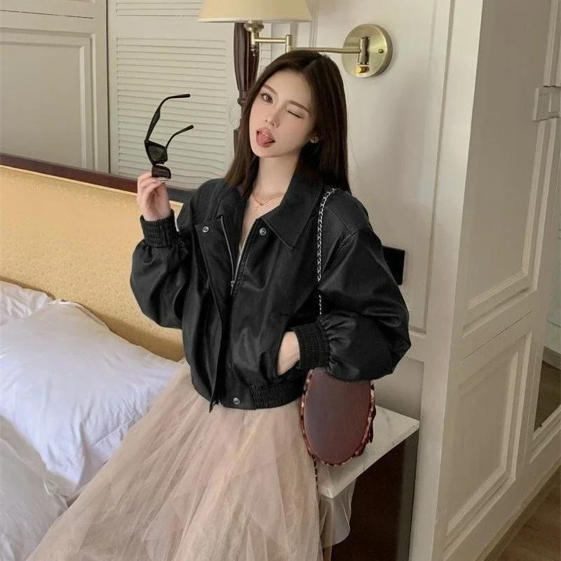 

Autumn 2025 Women's PU Leather Jacket Short Coat Retro American Motorcycle Design Versatile Top