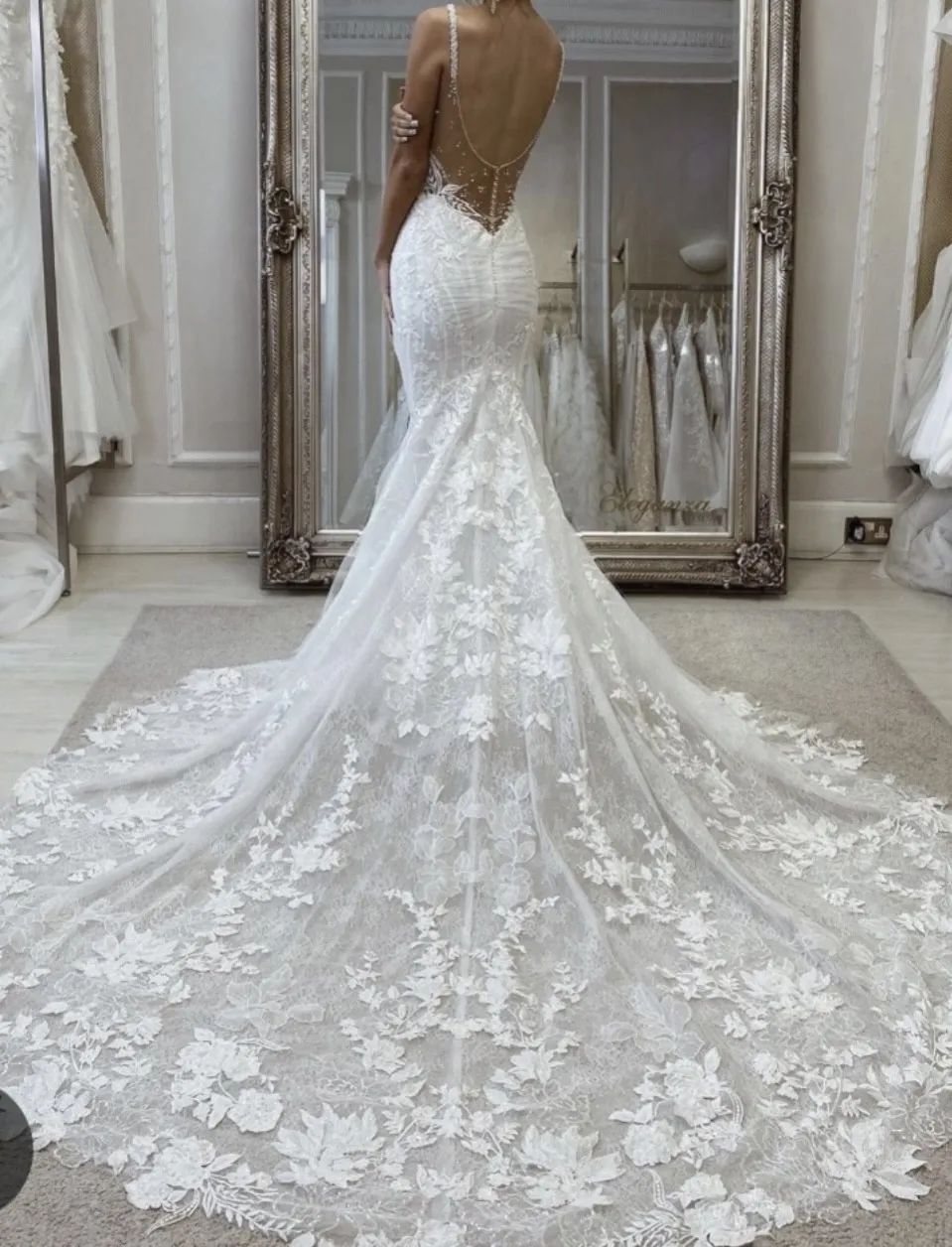 Aangepaste 2026 witte elegante fishtail rok bruiloft kant stickers riem decoratie vestido de novia geschikt voor bruiloft