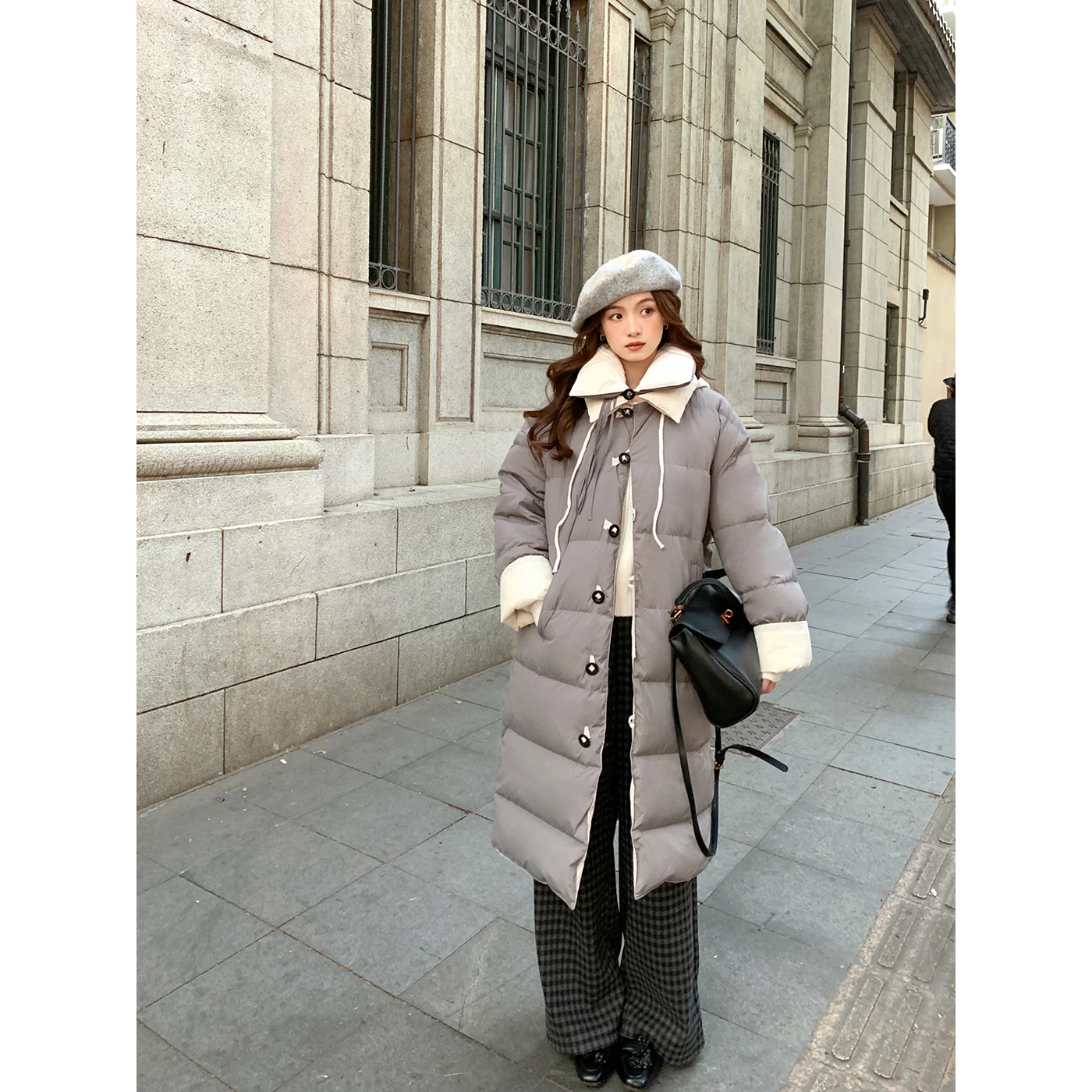 

Двусторонняя серая пуховая куртка для женщин, средней длины, с воротником-стойкой, наполнителем из белого утиного пуха, утолщенная, с длинными рукавами, в корейском стиле