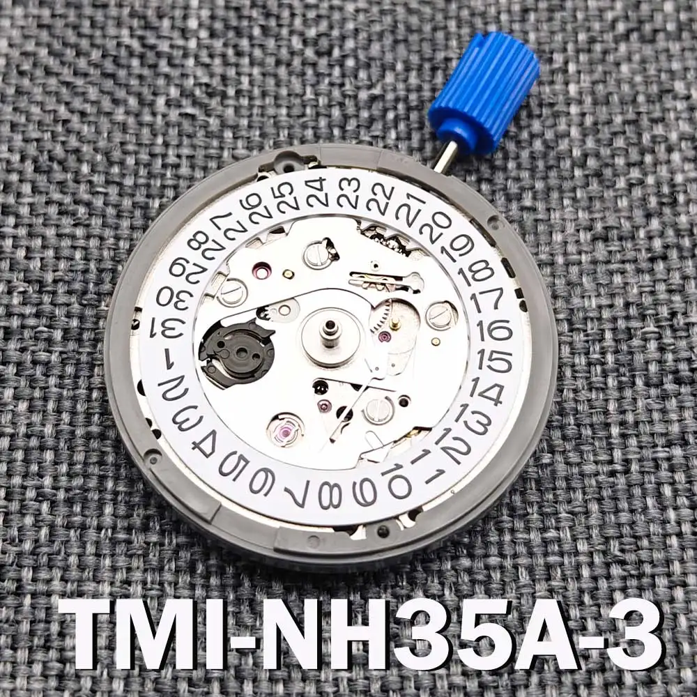 قطع غيار تجميع الساعات الميكانيكية الأصلية عالية الدقة 4R/NH35 باللون الأبيض بتقويم الساعة 3 أوتوماتيكية بالكامل