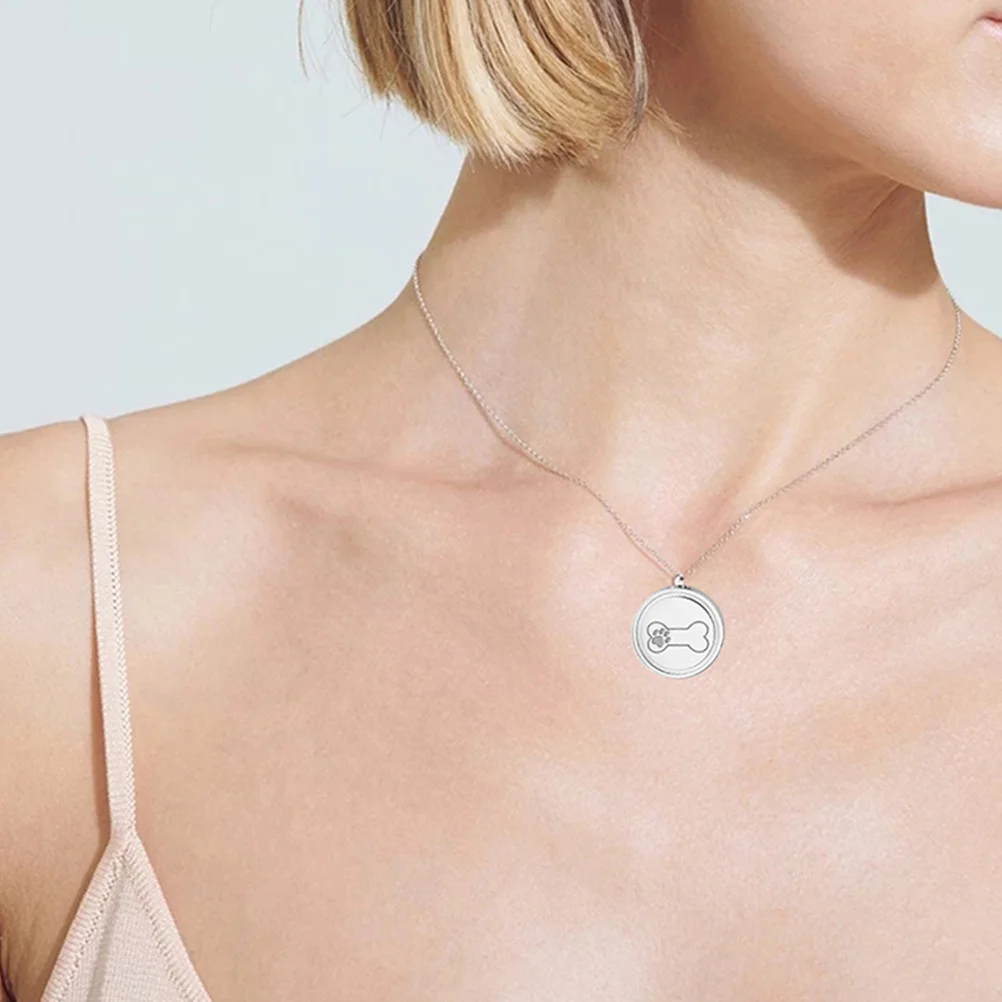 

1 Piece Pet Ashes Necklace in Titanium Steel Waterproof Rustproof Memorial Pendant for Loved Ones Keepsake Jewelry Gift