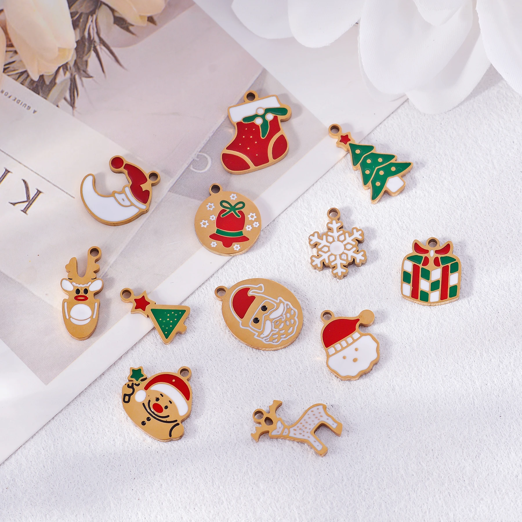 10 قطع المينا الكرتون عيد الميلاد ثلج سانتا كلوز شجرة الأيائل هدية الفولاذ المقاوم للصدأ قلادة الحلي سوار ذاتي الصنع قلادة