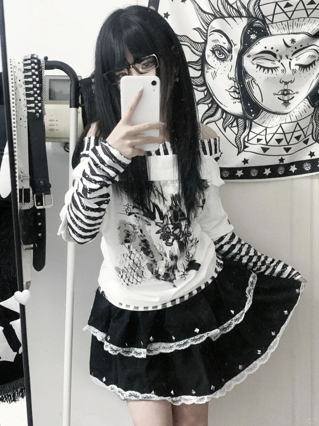 

Y2K Gothic Punk Tiered Mini Skirt Lace Trim Stud Detail Black White Harajuku Subculture Harajuku Outfit Kawaiii Cute Skirts 2026