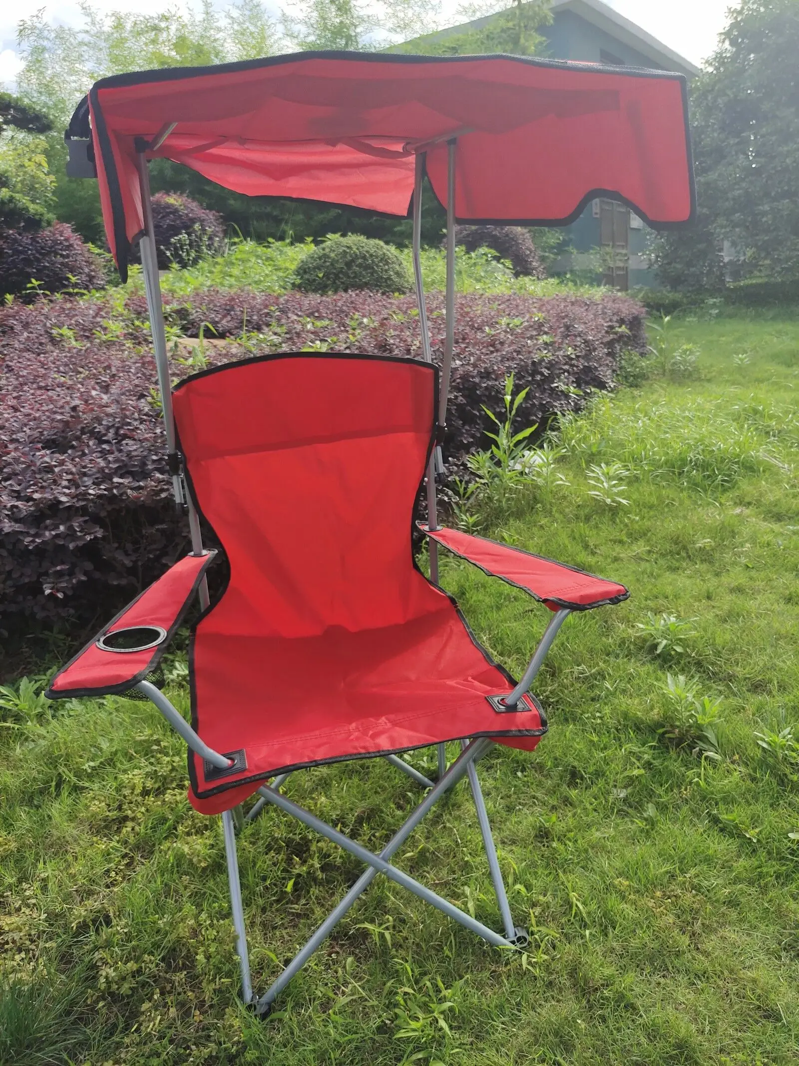 Hot sale outdoor casual single-person portable folding chair with sunshade canopy and cup holder backrest beach chair