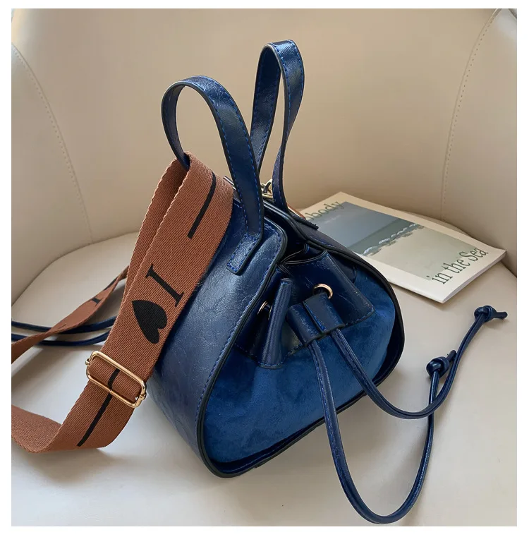 Zielone damskie torby Crossbody w stylu Vintage, modne, dopasowane do siebie Mini, jesienne, nowe miękkie skórzane damska torba na ramię