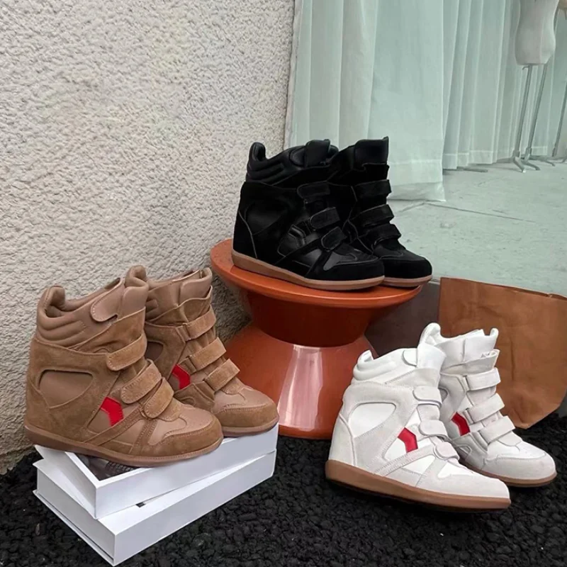 أحذية نسائية فاخرة قصيرة عالية الارتفاع الداخلي زيادة 8 سنتيمتر أحذية رياضية غير رسمية متقدمة أحذية مريحة دافئة للخريف والشتاء