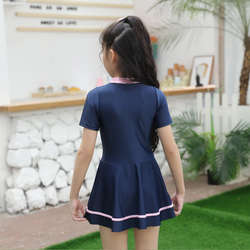 Цельный купальник для девочек, купальник на молнии с короткими рукавами, юбка для летних каникул со встроенными шортами, пляжная одежда, платье для плавания, купальные костюмы