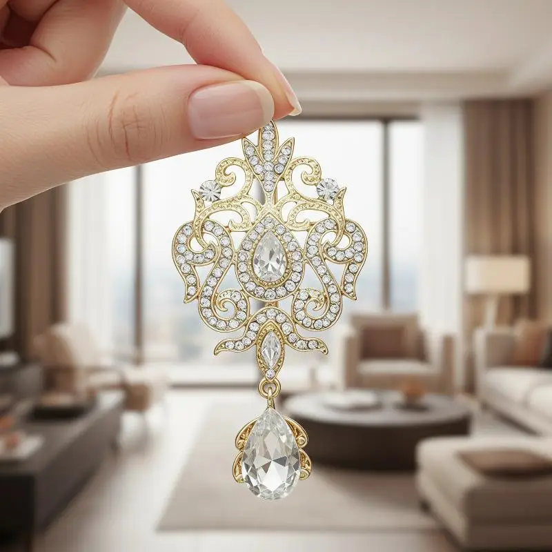 Vintage Gold Silver Plated Crystal Brooch Sparkly Rhinestone Lapel Pin for Women Bridal Wedding Party Dress Gift