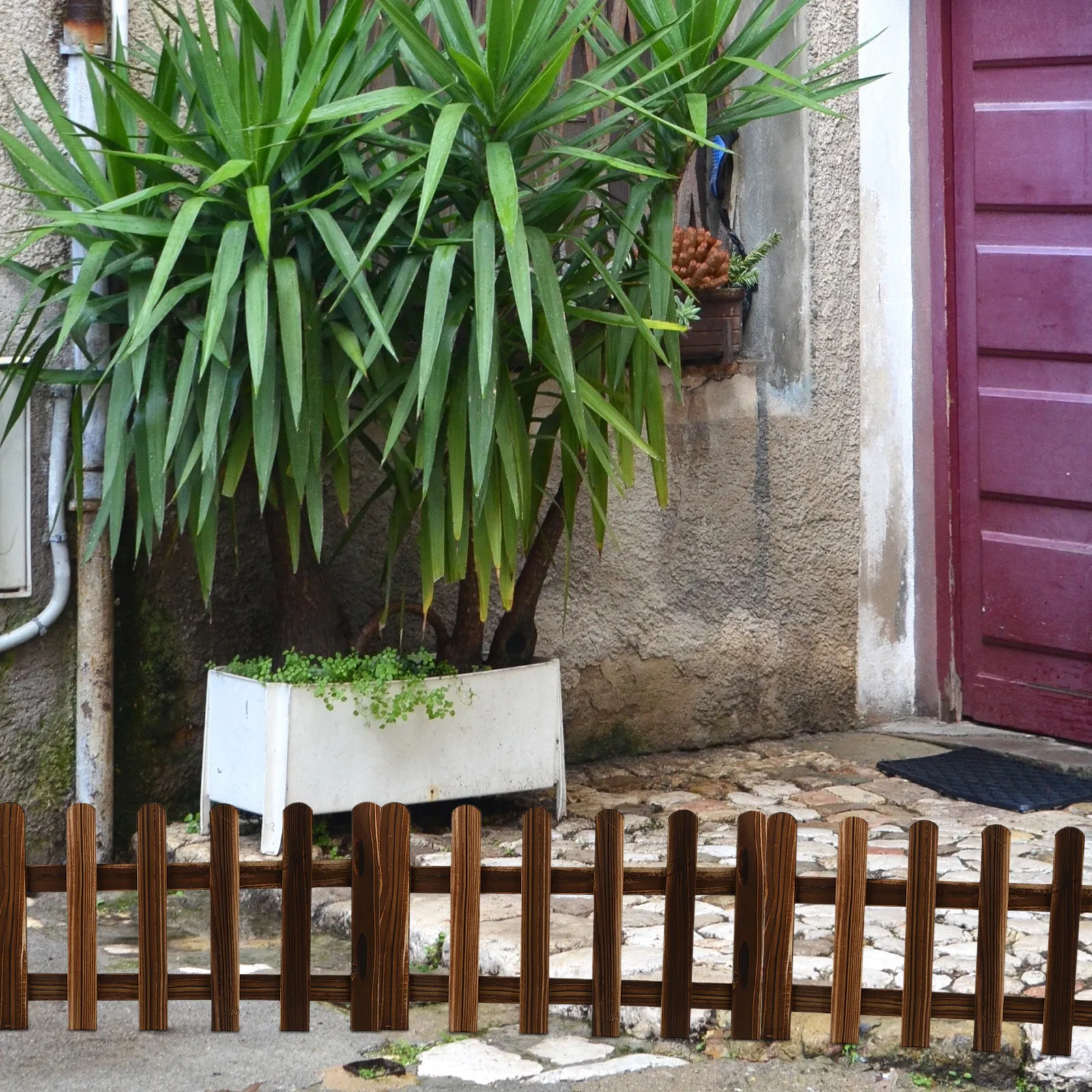 

2Pcs Anti-Corrosive Wood Fence Flexible Outdoor Yard Fence for Garden Courtyard DIY Decorative Wood Fencing Yard Fences