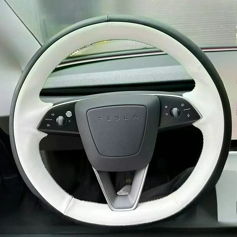 Handgenähter, verschleißfester, schwarz-weißer Leder-Lenkradbezug für Tesla Renewal Model 3 / Model Y 2024-2026