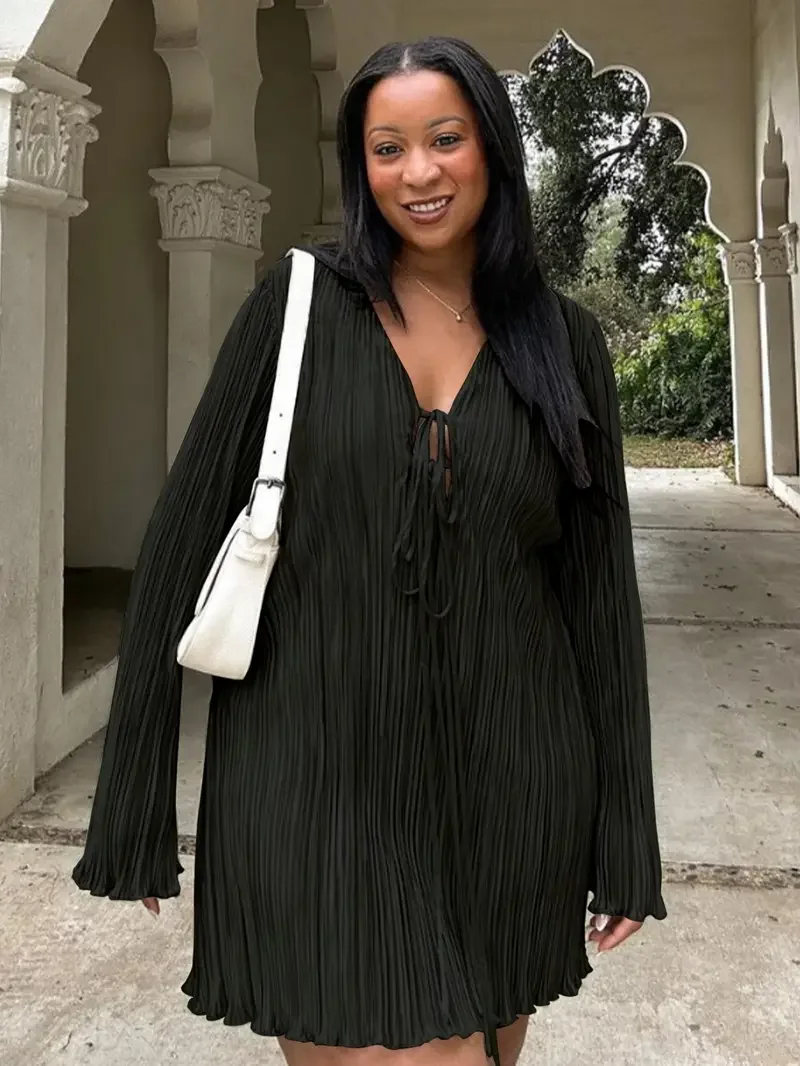 فستان زفاف قصير للضيوف باللون الأبيض (أو أخضر زيتوني مقاس كبير