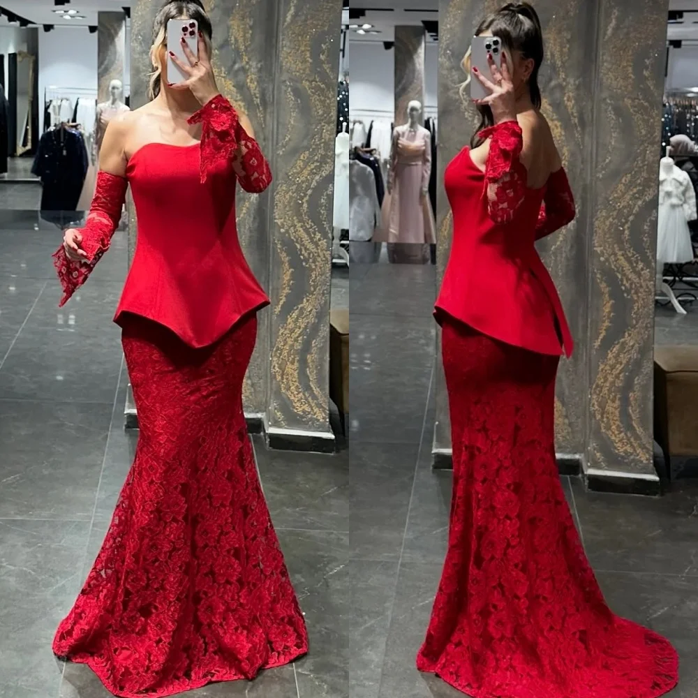 Maßgeschneiderte elegante Mode Spitze geraffte Falte Meerjungfrau trägerlose lange Kleider maßgeschneiderte Anlasskleider moderner Stil klassisch Retro