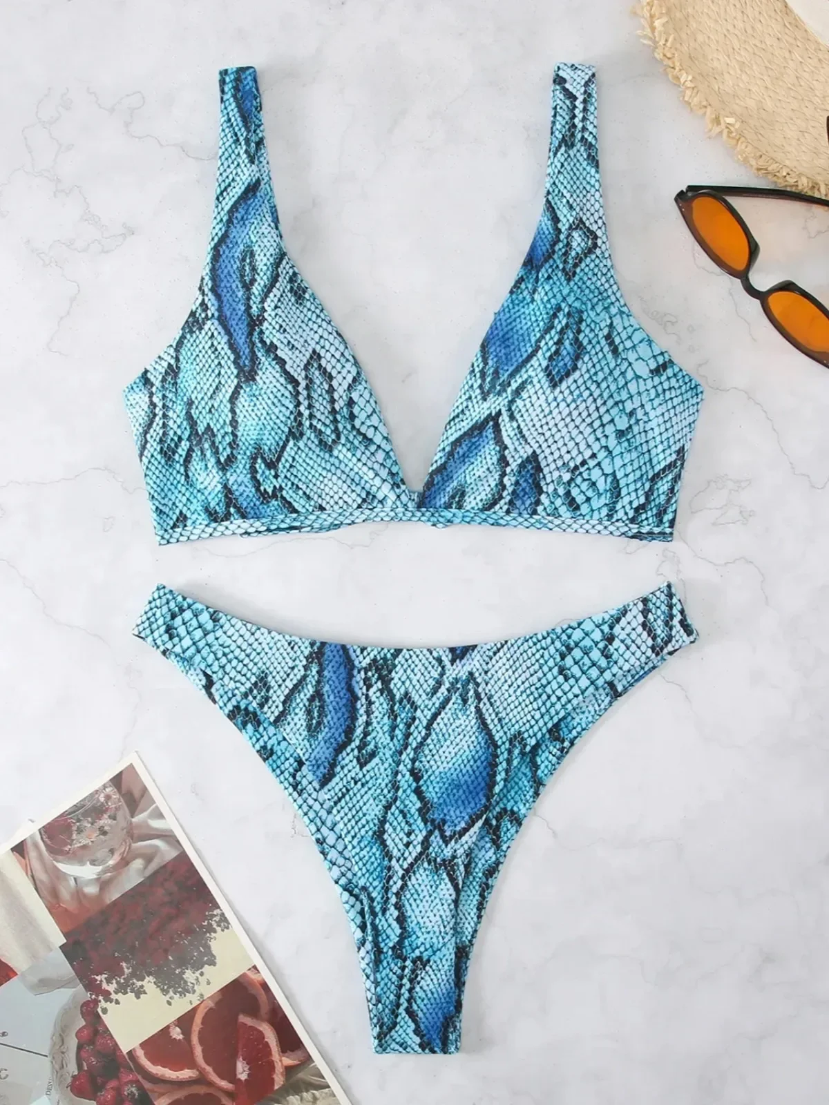 

Snake Print Bikini Set 2025 New 2-piece Swimsuit Summer Beach Vacation Bathing Suit V-neck Suspender Backless Low Waist Swimwear