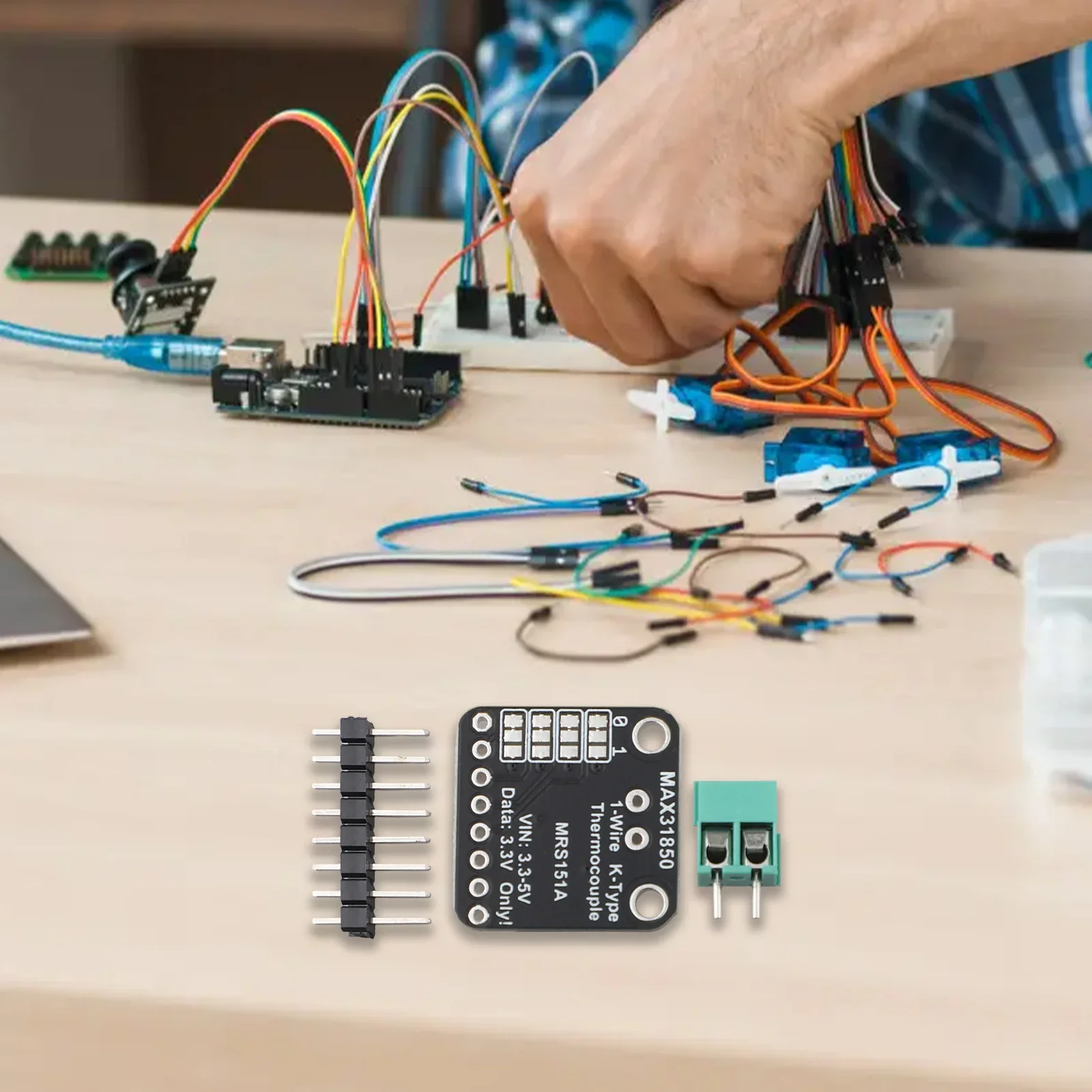 

MAX31850K Integrated Circuit on For Breakout Board for Efficient Cold Junction Compensated Temperature Sensing