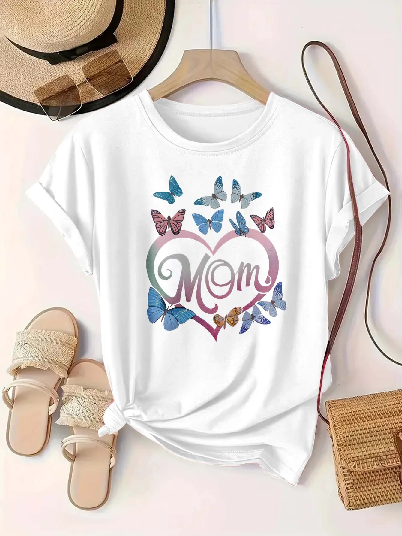 

Женская футболка больших размеров с рисунком сердца-бабочки, элегантный и модный повседневный топ