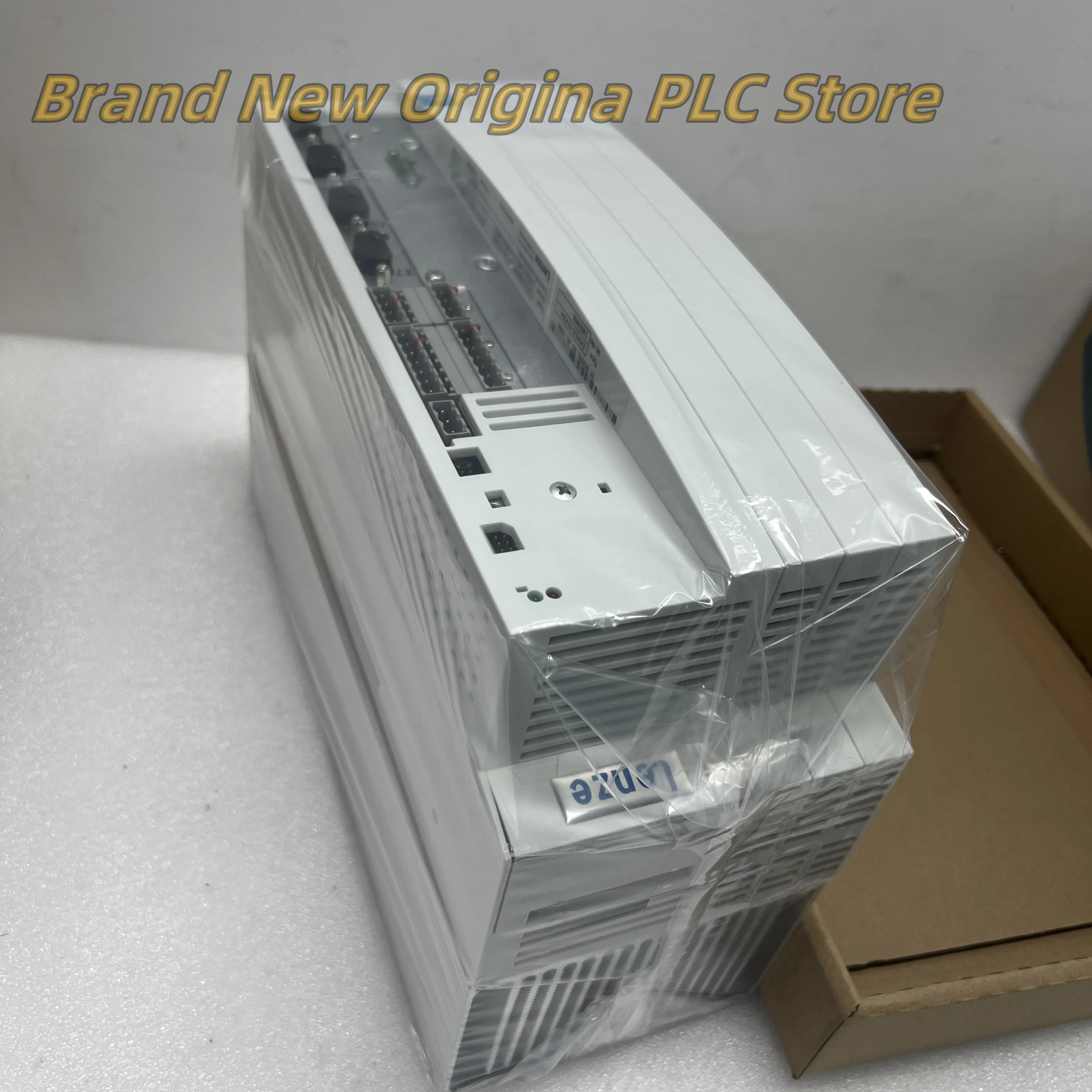 

EVF9325-CVV003 EVF9325-CVV100 новый преобразователь частоты