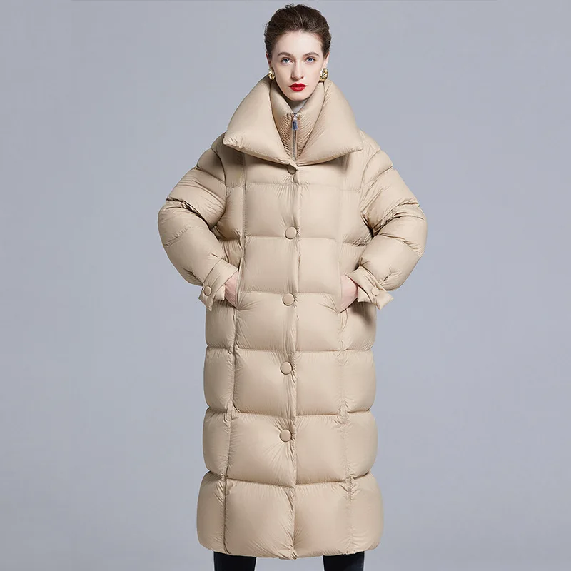 新しいヨーロッパスタイルの膝上丈レディースダウンジャケット、厚手カジュアルルーズホワイトダックダウンアウターコート