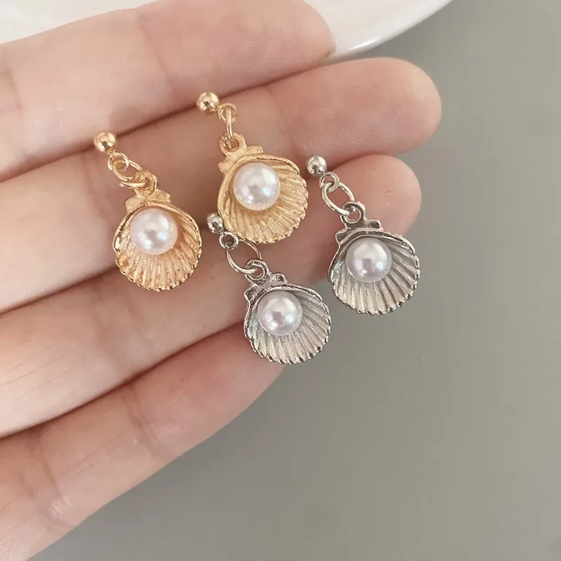 Fashion Simple Stud Earrings for Women Girl Shell Imitation Pearl Vintage Trendy Women\'s  Jewelry Golden Silver Color Eararings